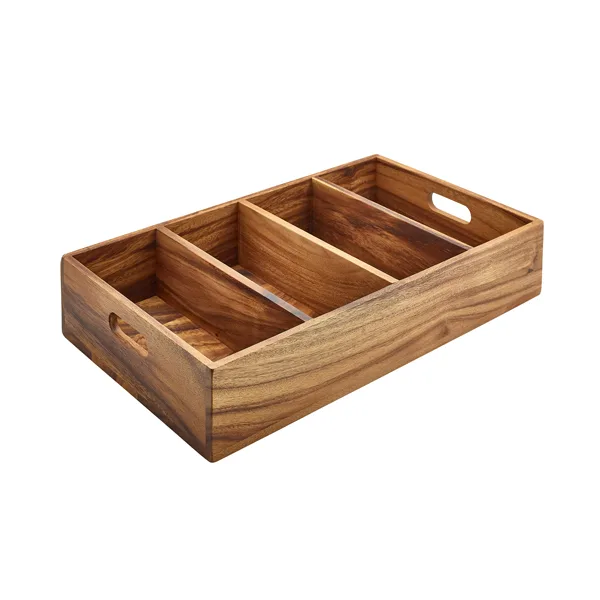 Acacia Wood 4 Bestikindsats Med Rum